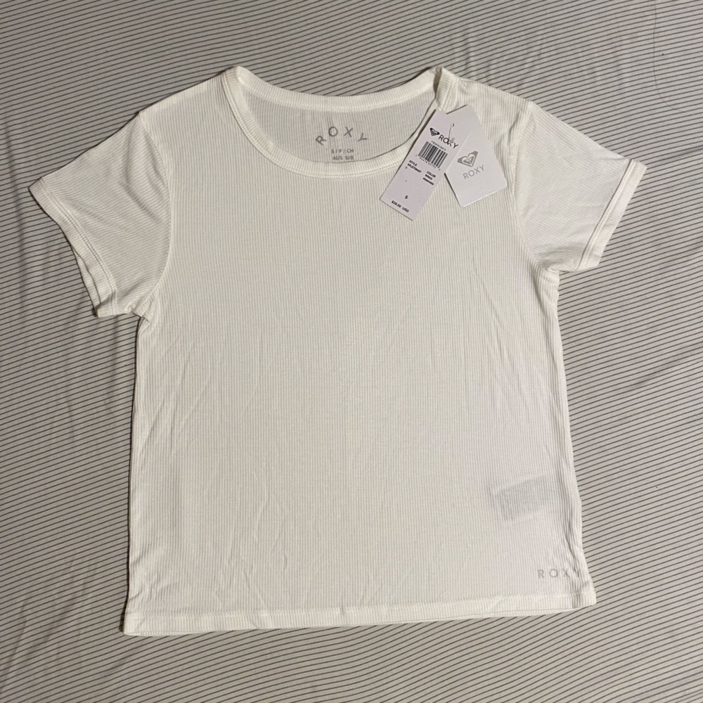 NWT Roxy Women’s White Cotton Tee